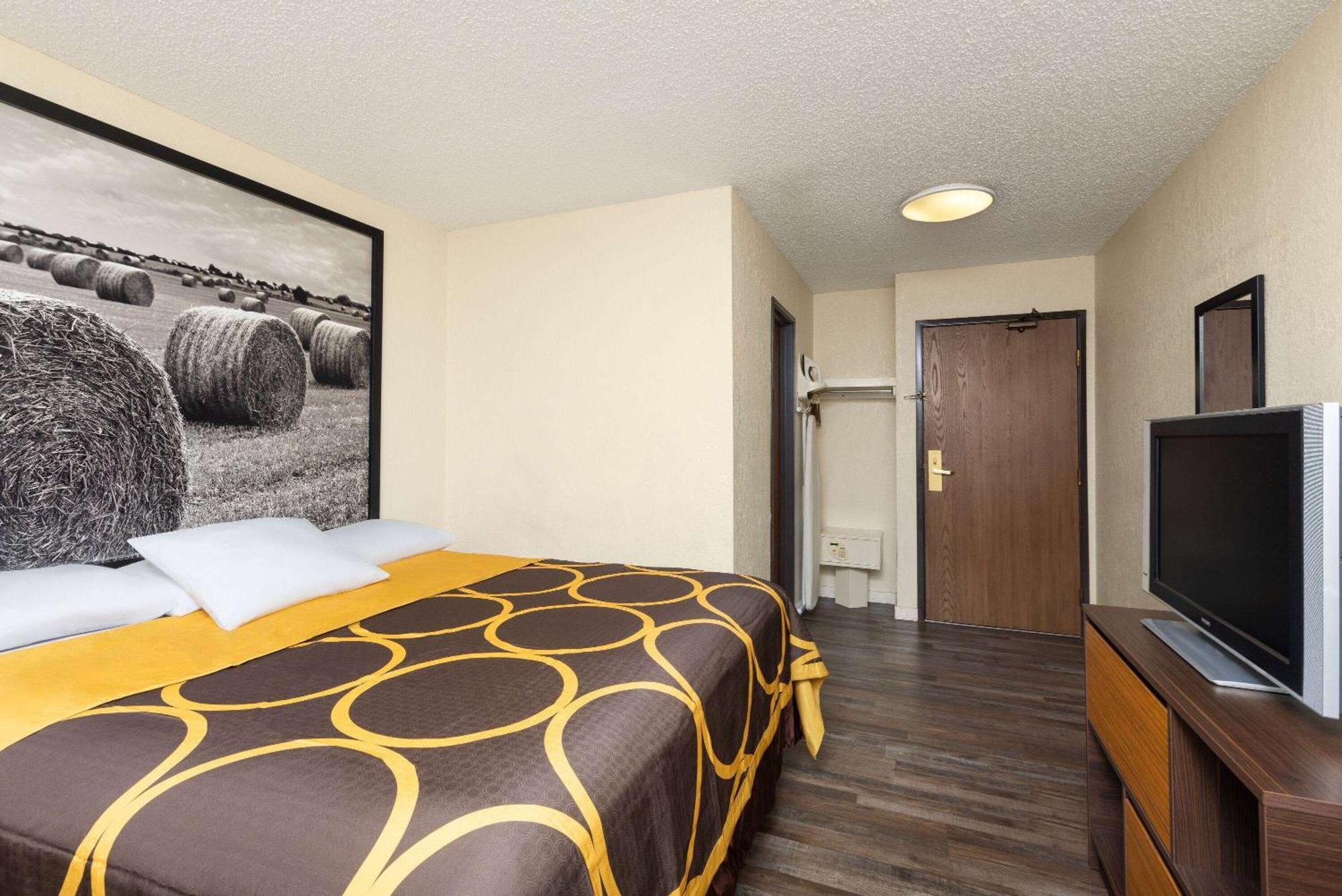 Super 8 By Wyndham Dodge City Luaran gambar
